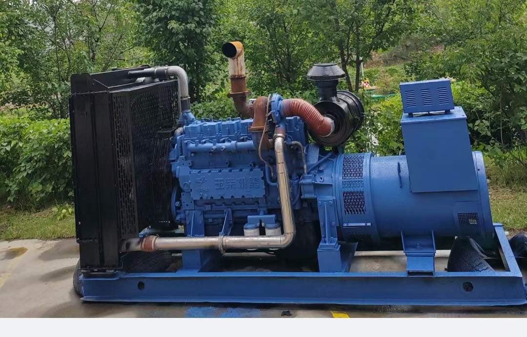 蒙自发电机出租如何选择适合的空开类型？