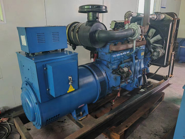 蒙自100kW柴油发电机组使用多级机油有哪些优缺点？